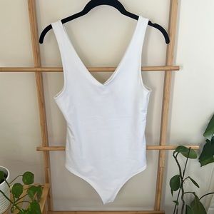 Abercrombie soft AF collection white tank bodysuit, small